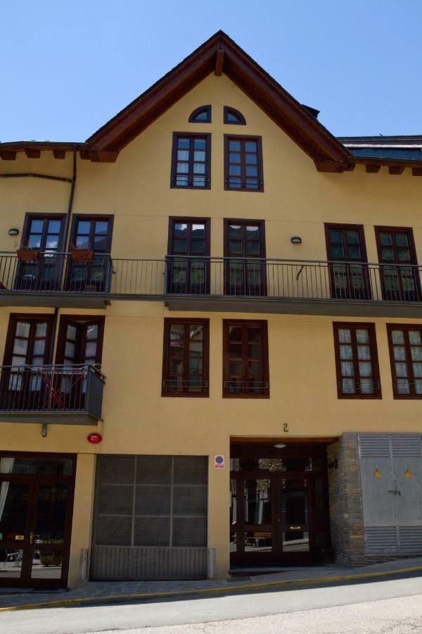 Cau D Aneu Duplex En El Centro D Esterri D Aneu Esterri d'Àneu Exterior photo